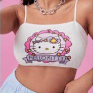 NWT Hello Kitty crop